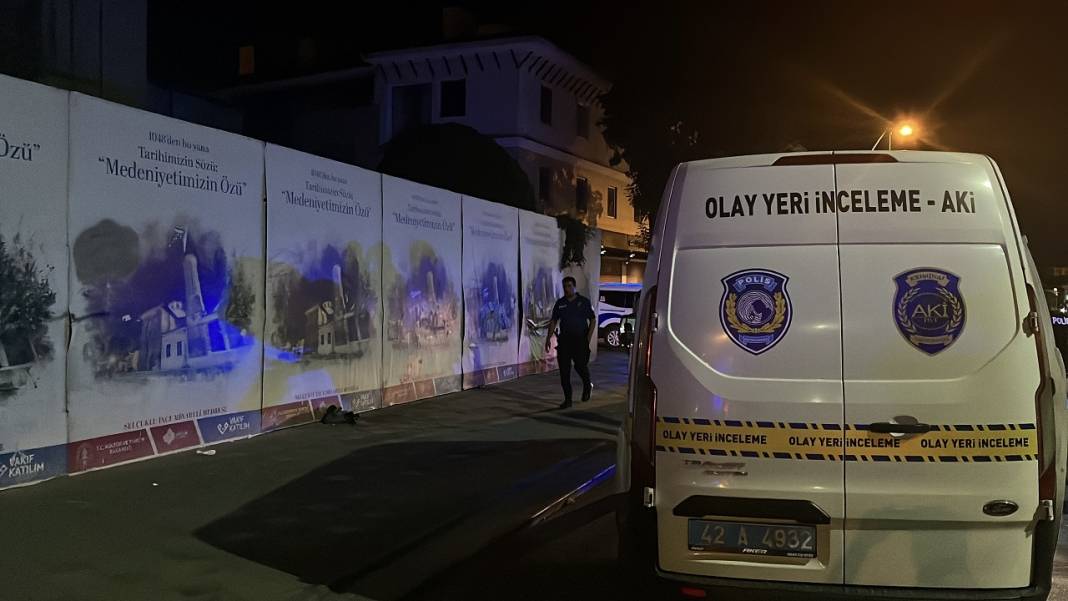 Konya Alaaddin'de bıçaklı kavga: 1 yaralı 1